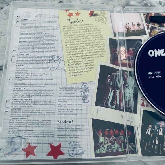 One Direction - Up All Night - The Live Tour DVD - Picture 2 of 7